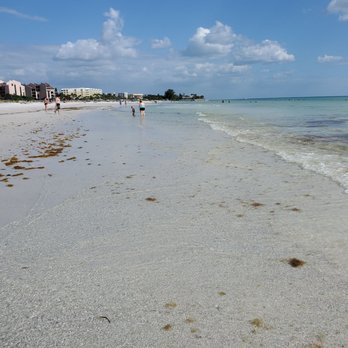 Crescent Beach - Beaches Near Me
