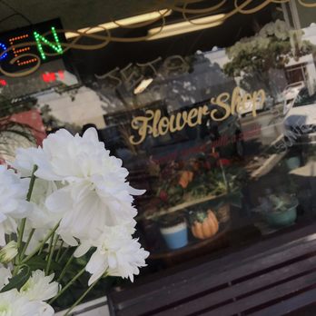 Brenda's Flowers - Florists Near Me - Los Angeles, California Brenda's Flowers - Florists Near Me - Los Angeles, California