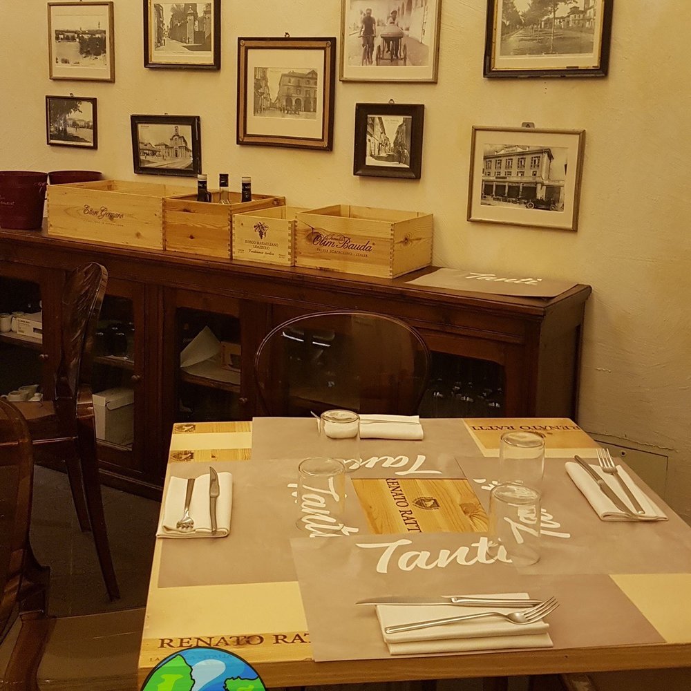 Tantì - Dining room - Piemonte Near Me - Nizza Monferrato, AT