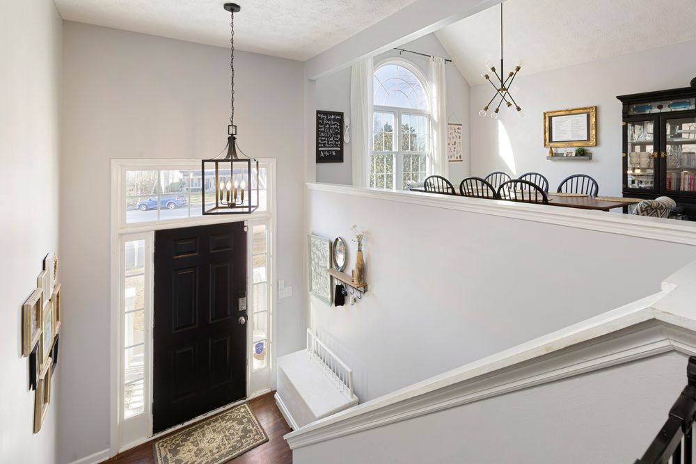 Slide of Magnify Construction and Design