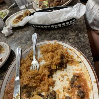Allende Restaurante - Burrito rancheros - Mexican Near Me - Indio, California Allende Restaurante - Burrito rancheros - Mexican Near Me - Indio, California