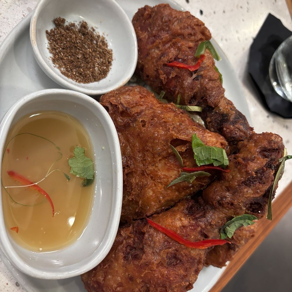 Piko Kitchen + Bar - Fried Confit Chicken kaffir lime, Sichuan salt, nuoc cham - Cocktail Bars Near Me - Honolulu, Hawaii