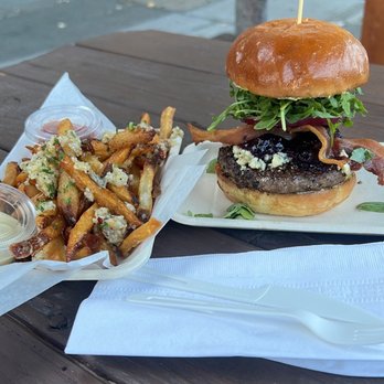 Scolari's Good Eats - Burgers Near Me - Alameda, California