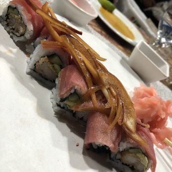 Sushi Sky Bar - Arco Roll - Tuna, Shrimp Tempura, Cucumber, avocado, Sour Onion - Sushi Bars Near Me - Cabo San Lucas, BCS