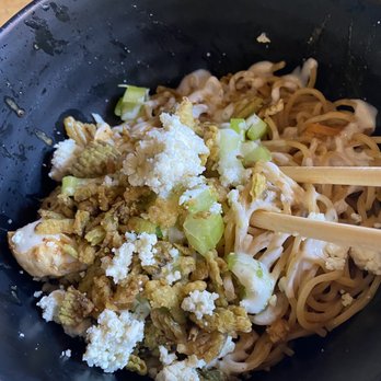 honeygrow - Buffalo chicken noodle (special) - Salad Near Me - Philadelphia, Pennsylvania