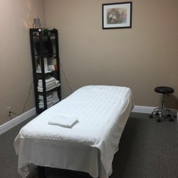 U Relax Spa - Shhh quiet, if you listen carefully you might hear this room calling for you.