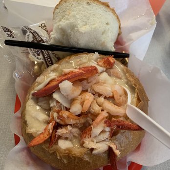 Gilbert's Chowder House - Seafood chowder in a bread bowl - Seafood Near Me - Portland, Maine