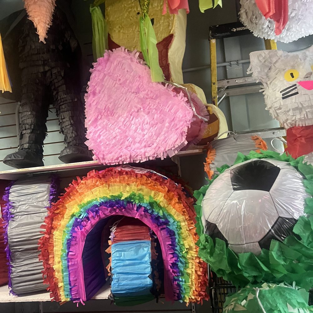 Boom Boom Balloons - Balloon Services Near Me - Portland, Oregon Boom Boom Balloons - Balloon Services Near Me - Portland, Oregon