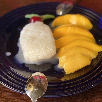Tracy Thai Restaurant - Mango sticky rice - Thai Near Me - Tracy, California