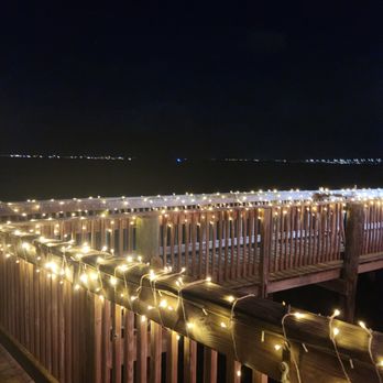 Dolphin Bar and Shrimp House - Seafood Near Me - Jensen Beach, Florida