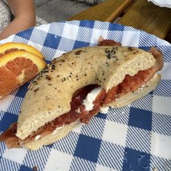 Molli's Cafe