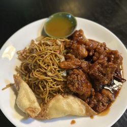 Meiji Asian Cuisine - Lunch special