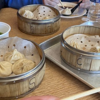 Tiger Soup Dumplings - Shrimp dumplings, chicken dumplings, and beef dumplings. All steamed. - Dim Sum Near Me - Des Peres, Missouri Tiger Soup Dumplings - Shrimp dumplings, chicken dumplings, and beef dumplings. All steamed. - Dim Sum Near Me - Des Peres, Missouri
