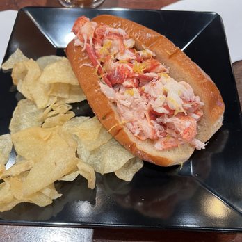 Maine Day Ventures - Rigby yard wharf street - Lobster roll - Food Tours Near Me