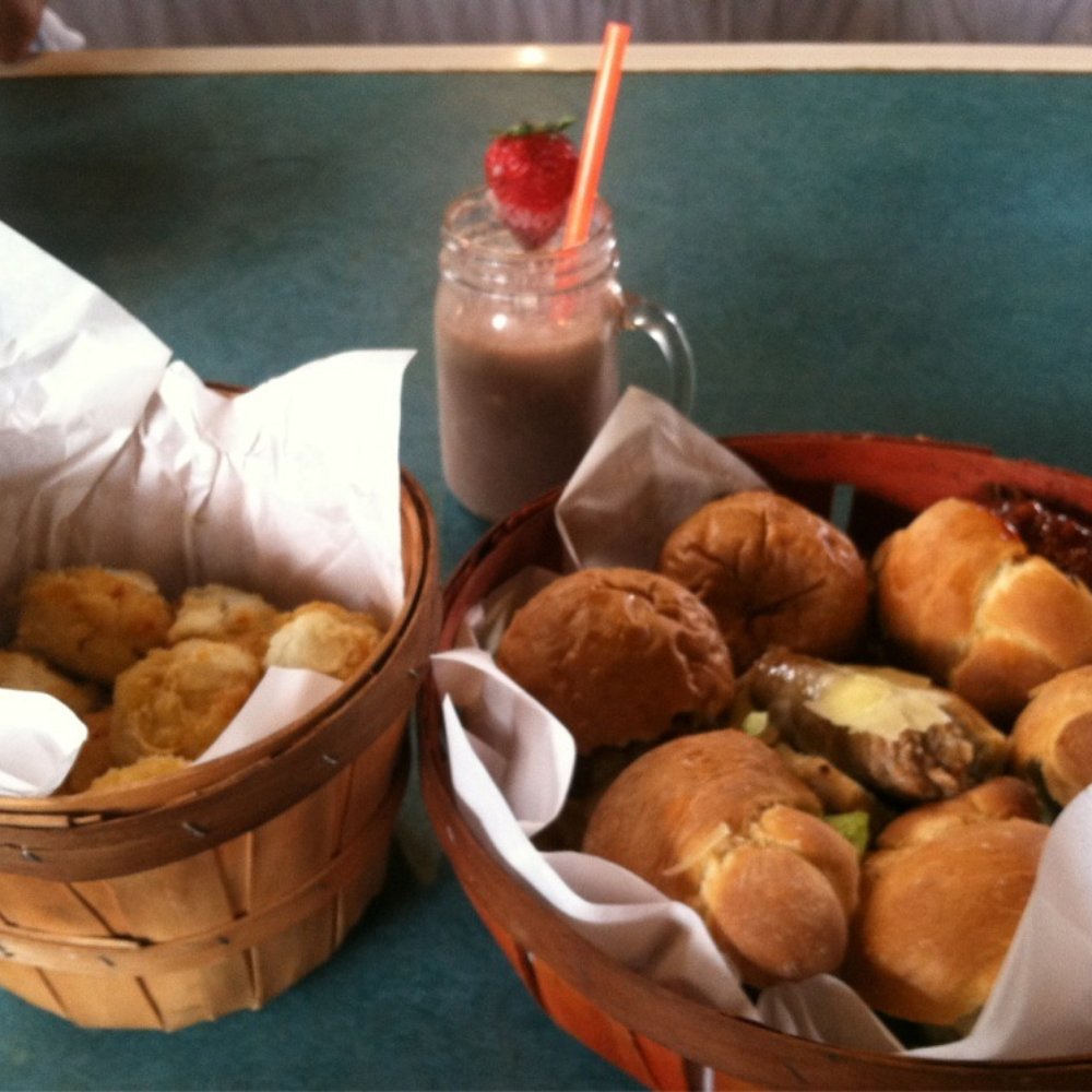 The Duce - Mac n cheese muffins on the left, s'mores shake in the middle, and sliders on the right. - Lounges Near Me - Phoenix, Arizona The Duce - Mac n cheese muffins on the left, s'mores shake in the middle, and sliders on the right. - Lounges Near Me - Phoenix, Arizona