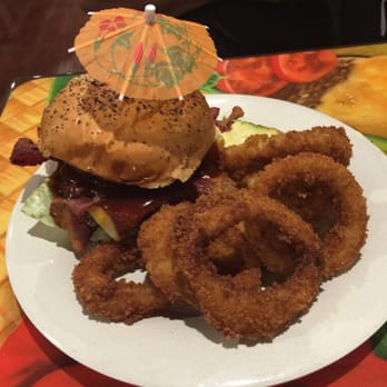 Cheeseburger In Paradise - BBQ burger - Burgers Near Me - Honolulu, Hawaii
