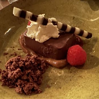 Lechon - Chocolate Dulce de Leche Tart - Tapas Bars Near Me - Portland, Oregon Lechon - Chocolate Dulce de Leche Tart - Tapas Bars Near Me - Portland, Oregon