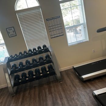 Hallmark at Mission - Gym equipment - Apartments Near Me - Ontario, California Hallmark at Mission - Gym equipment - Apartments Near Me - Ontario, California