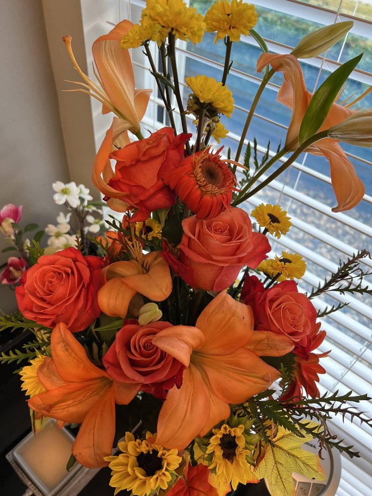 BARBARA’S FLORIST 26 Photos 2217 E 5th St, Tyler, Texas Florists