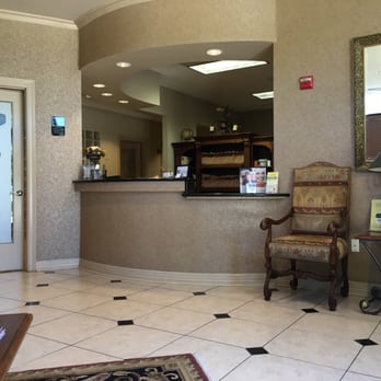 Darshan P. Patel, DDS, DPh, PLLC - Esthetique Dental - Nice Comfortable Waiting Room - General Dentistry Near Me - Keller, Texas