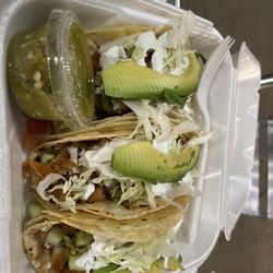 Las Cazuelitas Mariscos