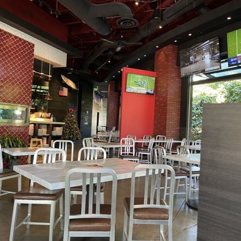 SKY Waikiki - Brick oven pizza and tvs - Seafood Near Me - Honolulu, Hawaii SKY Waikiki - Brick oven pizza and tvs - Seafood Near Me - Honolulu, Hawaii