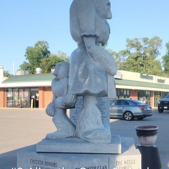 Popeye Trail - she's actually pretty okay - Landmarks & Historical Buildings Near Me - Chester, Illinois