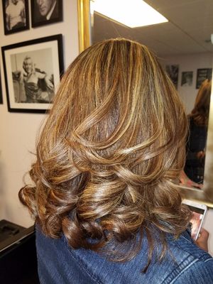 The Salon by Elba of New York by null