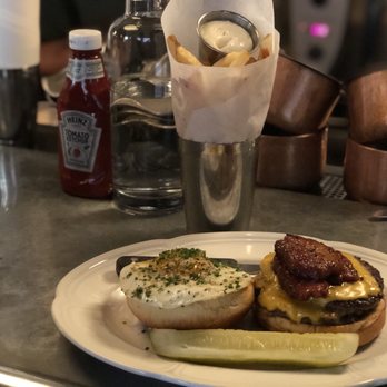 Au Cheval - Bars Near Me - Chicago, Illinois