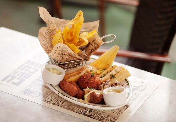 Havana 1957 | Ocean Drive (1410) | Cuban Cuisine by null