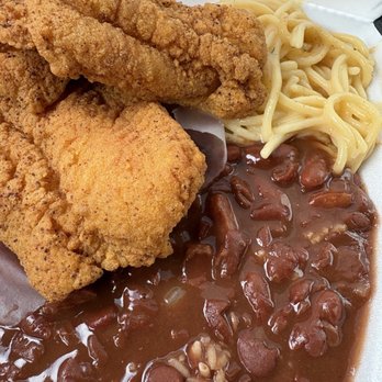 Queen's Cuisine - Red beans and rice, fried fish and Mac and cheese - Caterers Near Me - Kenner, Louisiana
