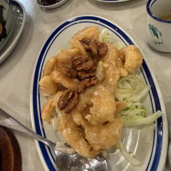 Circle Chinese Cuisine - Honey walnut prawns - Cantonese Near Me - Kent, Washington