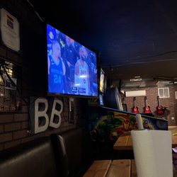 Dillons Burgers & Beers - Plenty of tvs for sports events.