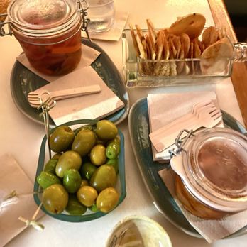 Dr. Stravinsky - Cocktail Bars Near Me - Barcelona, B