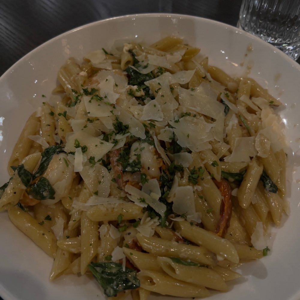 Bella - Shrimp pasta - Italian Near Me - Maryville, Tennessee Bella - Shrimp pasta - Italian Near Me - Maryville, Tennessee