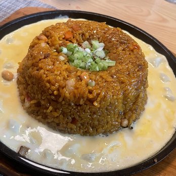 Jinzen - M6. Volcano Fried Rice - Asian Fusion Near Me - Clayton, Missouri