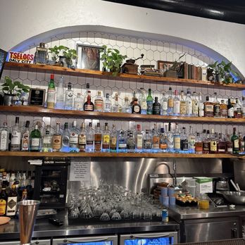 Tselogs - Bar - Filipino Near Me - Daly City, California