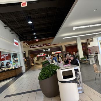 Louis Joliet Mall - Food Court - Shopping Centers Near Me - Joliet, Illinois