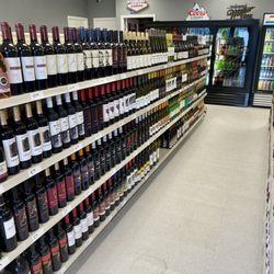 Lali's Discount Liquor - Wine aisle