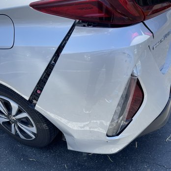 Rising Star Collision - Body Shops Near Me - Chino, California