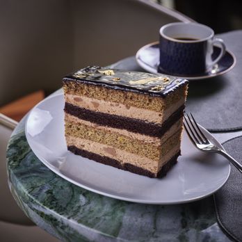 Crown Block - Crown Block Society Cake - Sushi Bars Near Me - Dallas, Texas