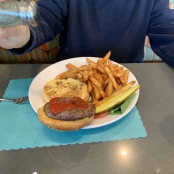 Metro Cafe Diner - Cheeseburger deluxe with fries extra well done. - Diners Near Me - Stone Mountain, Georgia Metro Cafe Diner - Cheeseburger deluxe with fries extra well done. - Diners Near Me - Stone Mountain, Georgia