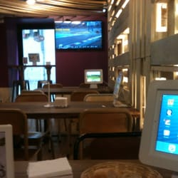 ID Punto Cero - Tables with iPads