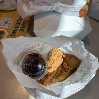 Farmer Boys - 4 pc Chicken Strips $8.79 with Barbecue Sauce and Ranch, yummy 8.0/10 - Burgers Near Me - Irvine, California