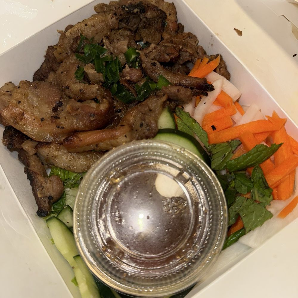 Banh Anh Em - Vietnamese Near Me - New York, New York