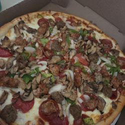 Pizza Palace - Torrington - Supreme pizza with extra dauce