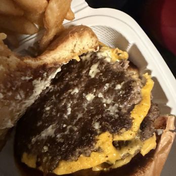 Happy Cat Eats - This was suppose to be a smashed burger - Burgers Near Me - Santa Barbara, California