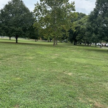 Leonard Park - Parks Near Me - Speedway, Indiana