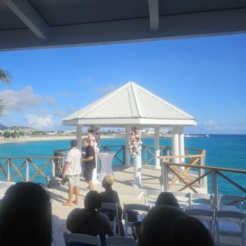 Sonesta Ocean Point - Wedding vibes - Hotels Near Me - Maho Beach, West Virginia