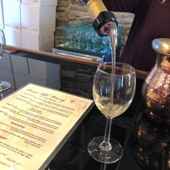 Vivat Alfa Winery - Wineries Near Me - Doylestown, Pennsylvania
